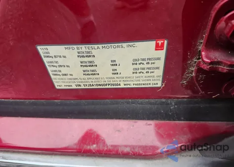 2013 Tesla Model S z USA, uszkodzony, nr VIN 5YJSA1DN6DFP26504